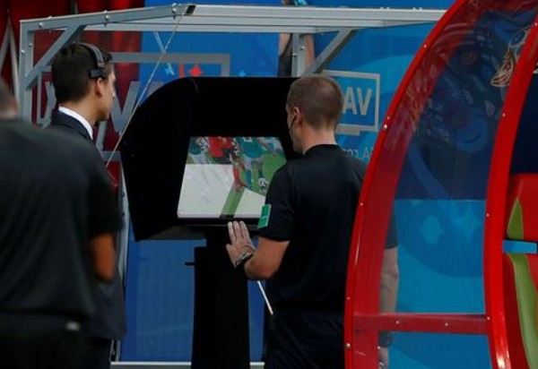 CBF anuncia uso do árbitro de vídeo em 14 partidas da Copa do Brasil