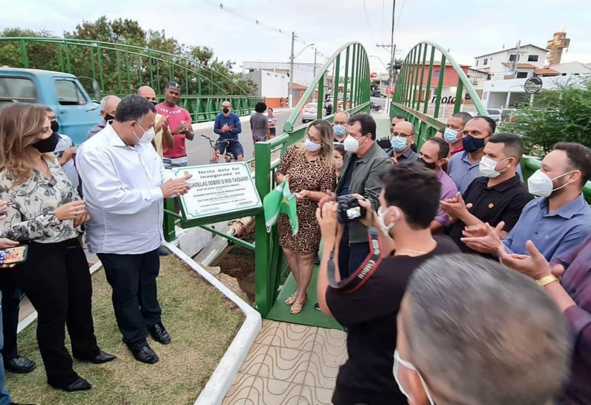 Deputado Marquinho Viana participa de inaugurações em Livramento de Nossa Senhora