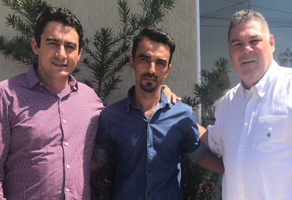 Brumado: Edmilson da comunidade Boi morto declara apoio a Márcio Moreira e Arthur Maia