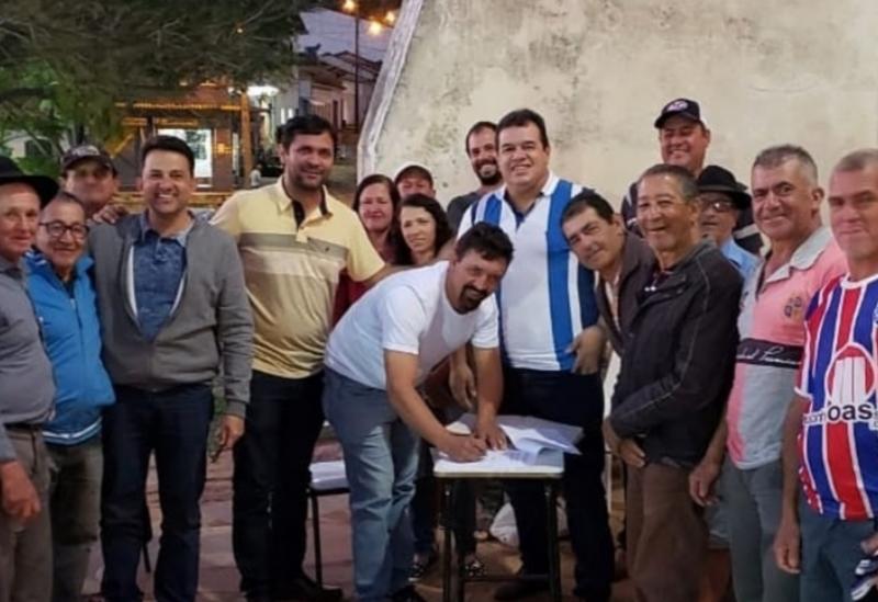 Deputado Marquinho Viana participa da assinatura de convênio em Rio de Contas