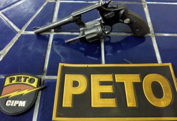 Brumado: Polícia Militar prende homem por posse ilegal de arma de fogo