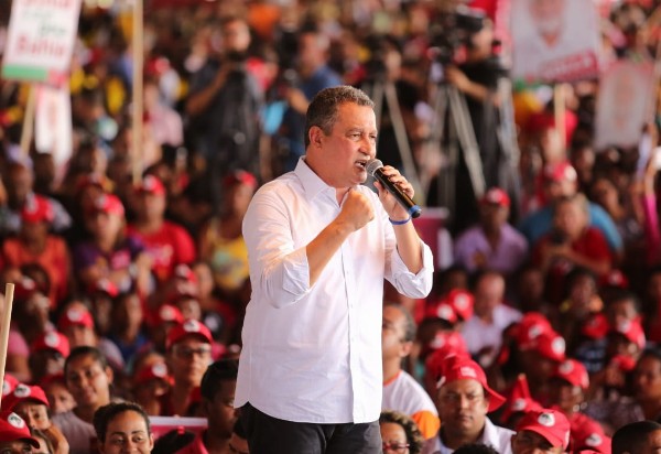 Rui Costa realiza convenção em Salvador