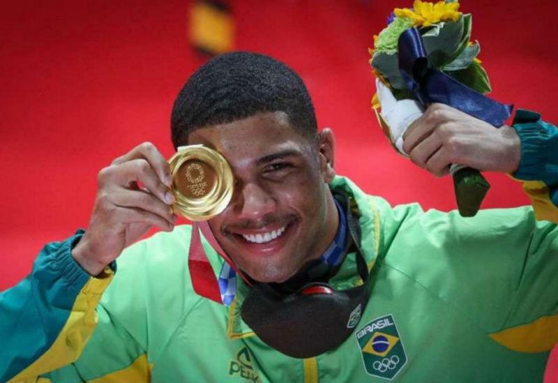 Brasil encerra Olimpíada com melhor desempenho de todos os tempos  Total de medalhas é o maior na história