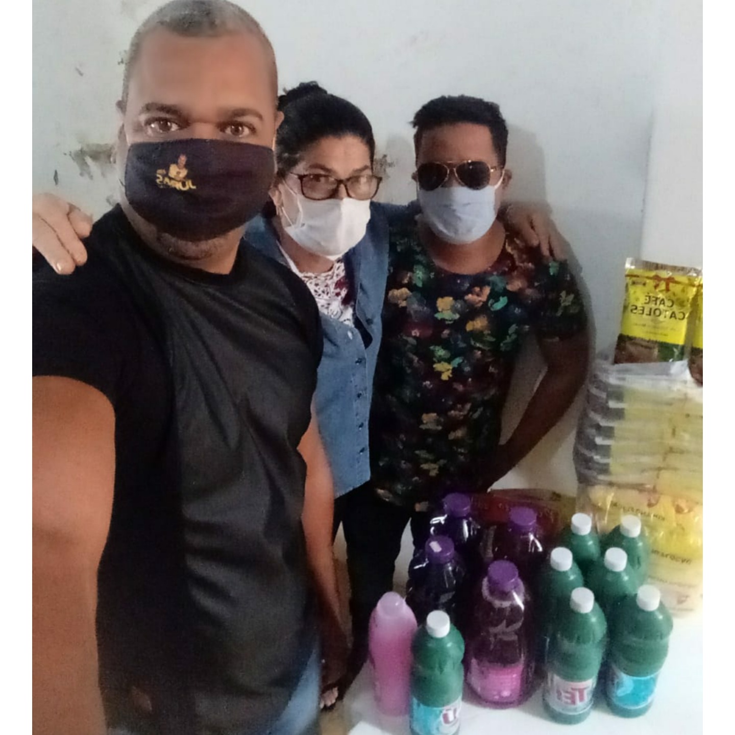 Brumado: Adriano Souza e Juras.com realizam entrega de material arrecadado em Live Solidária