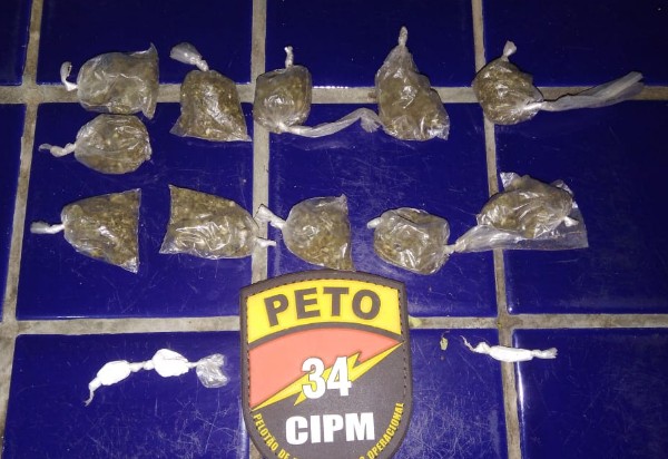 Brumado: Polícia Militar apreende maconha e cocaína no conjunto habitacional Brisas 1