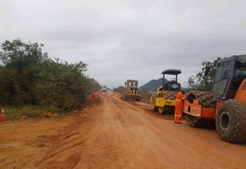 Obras de recuperação da BA-142 seguem em ritmo acelerado