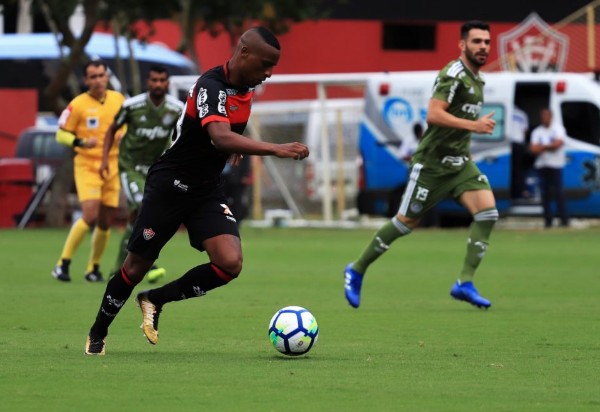 Vitória é derrotado pelo Palmeiras no Barradão