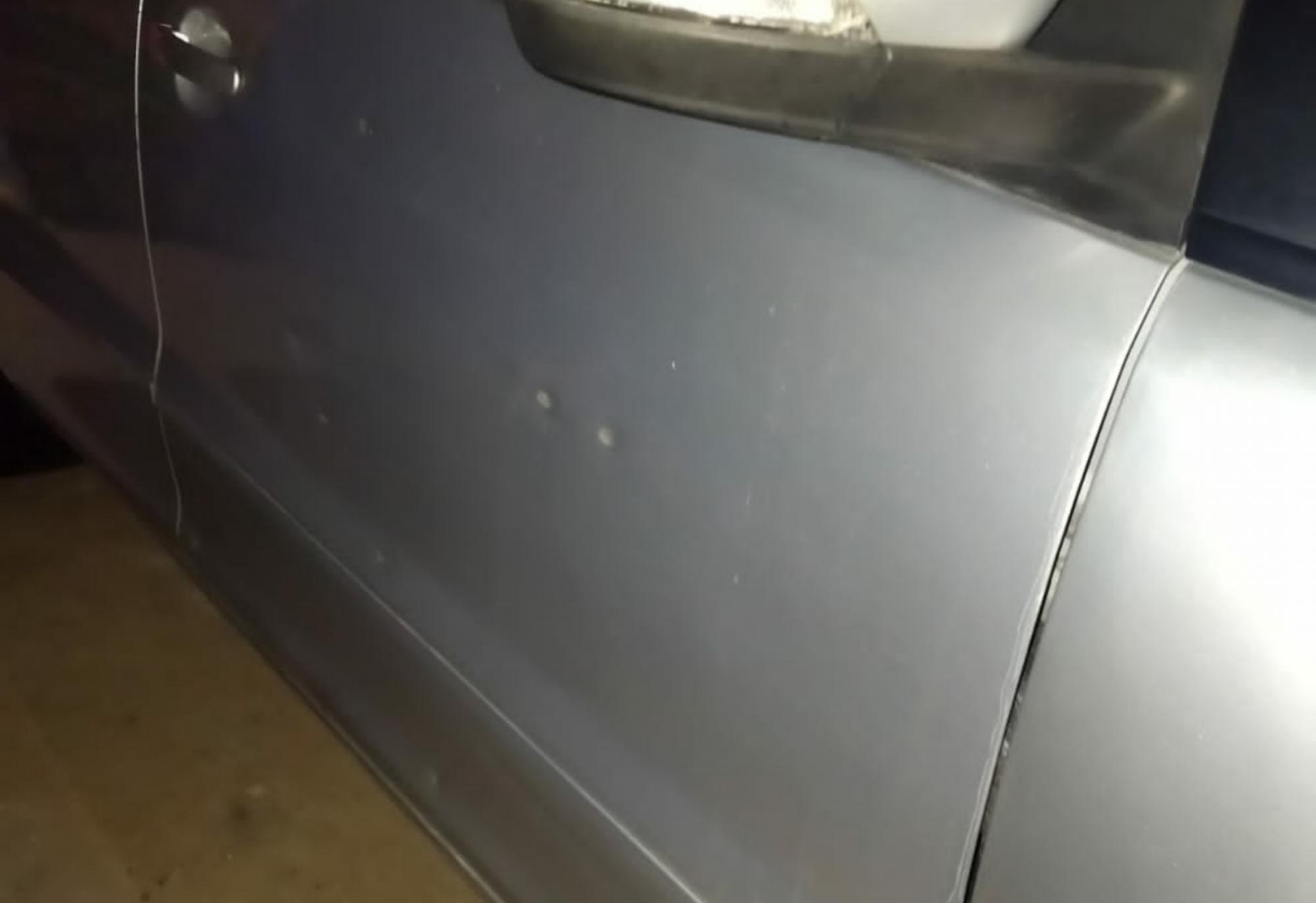 Homem é acusado de atirar contra carro de ex-companheira em Ibitira