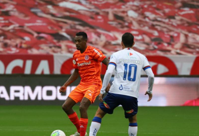 Bahia marca no fim e arranca empate com o Internacional pelo Brasileirão