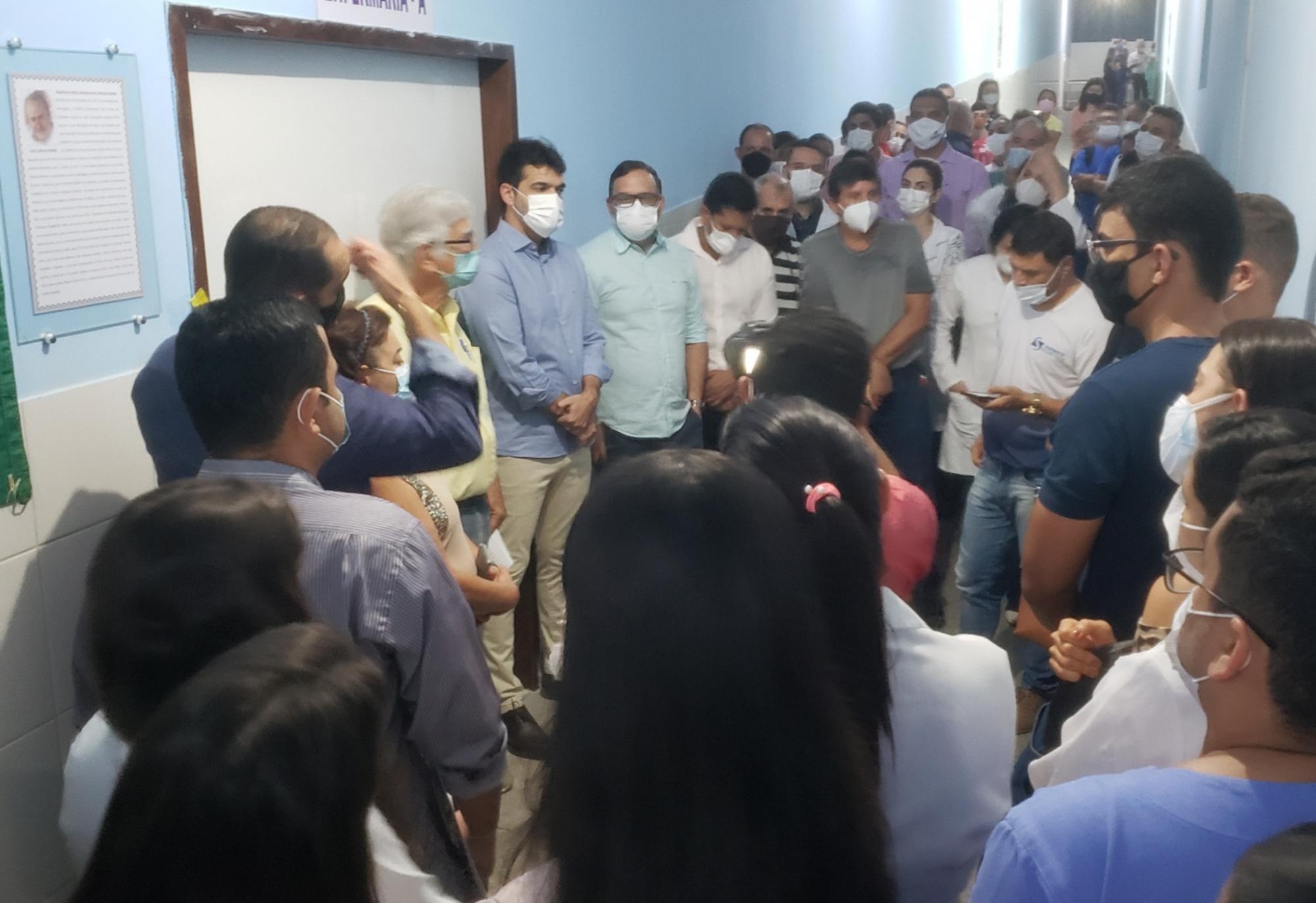 Brumado: Inaugurada no Hospital Professor Magalhães Neto Enfermaria DR. Lívio Cunha