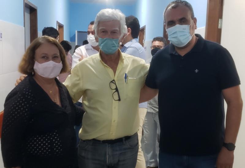 Brumado: Inaugurada no Hospital Professor Magalhães Neto Enfermaria DR. Lívio Cunha