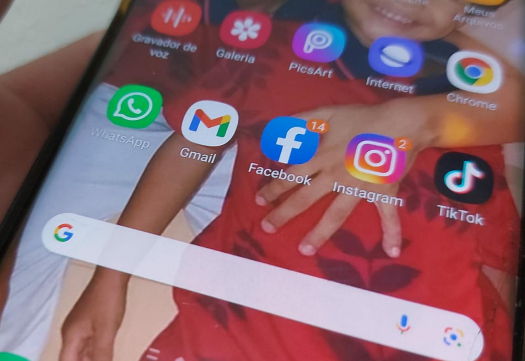 WhatsApp, Instagram e Facebook voltam a ser acessíveis para usuários