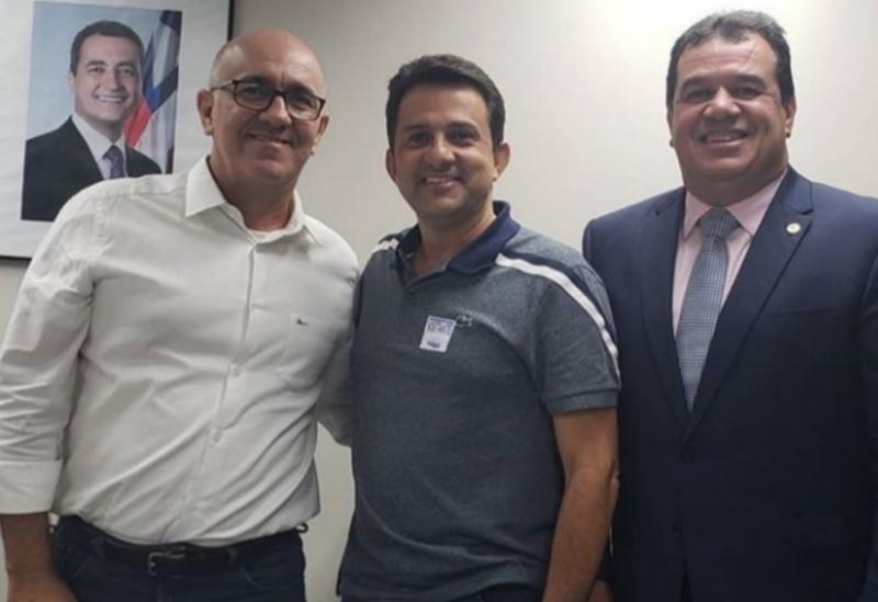 Deputado Marquinho Viana confirma contrato e licitação da Embasa para Rio de Contas e Ibicoara