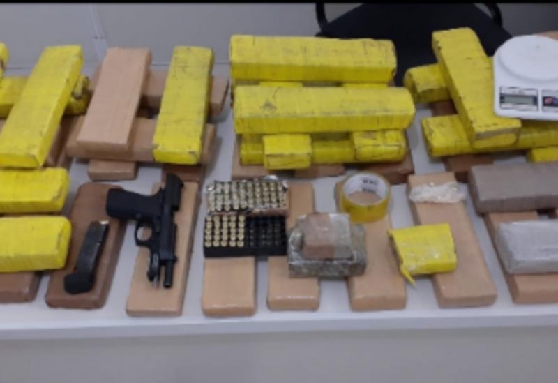 Conquista: 10ª Coorpin encontra arma da polícia do CE e 40 kg de droga