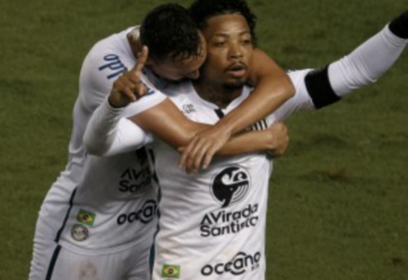 Brasileirão: Santos vence o Bahia na Vila Belmiro
