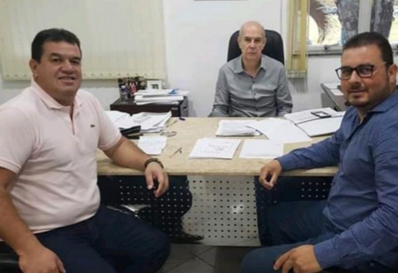 Deputado Marquinho Viana acompanha o prefeito de Boquira na CERB