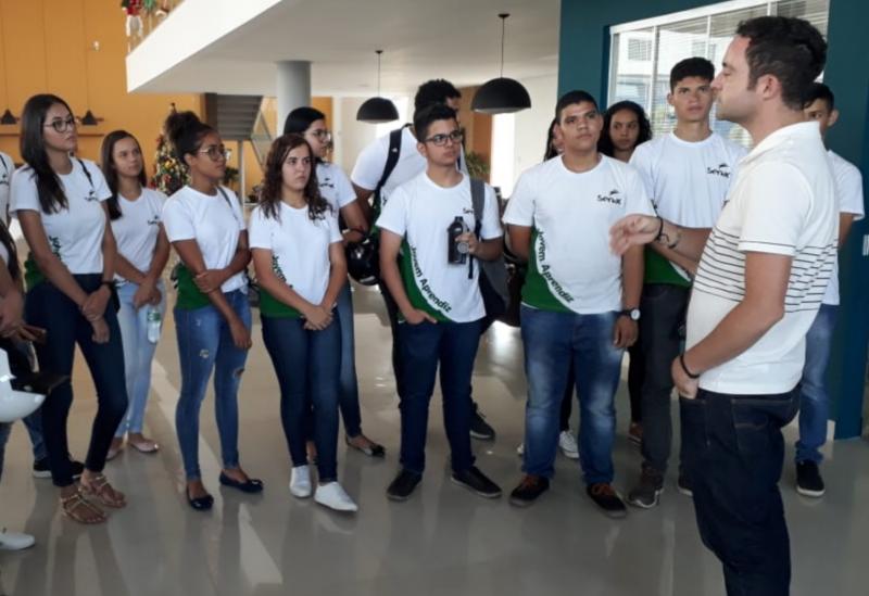 Brumado: A4 Veículos recebe visita técnica de alunos do Curso de Administração Jovem Aprendiz do Senac