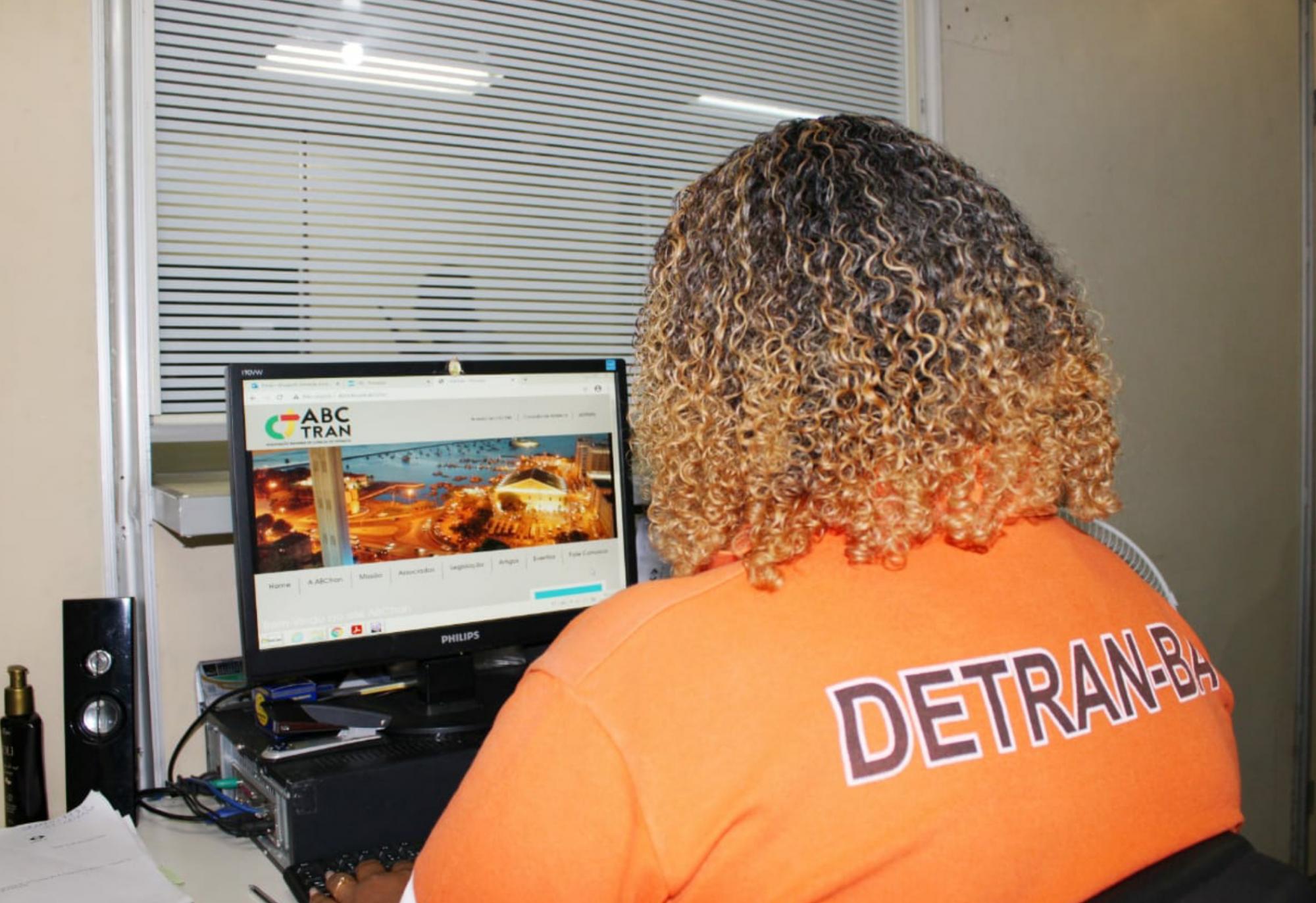 Novo sistema do Detran-BA dá mais transparência aos serviços prestados pelas clínicas de trânsito