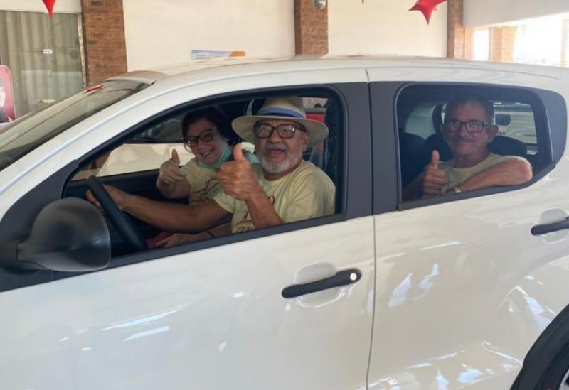 Brumado: Apae adquire veículo para transporte de assistidos