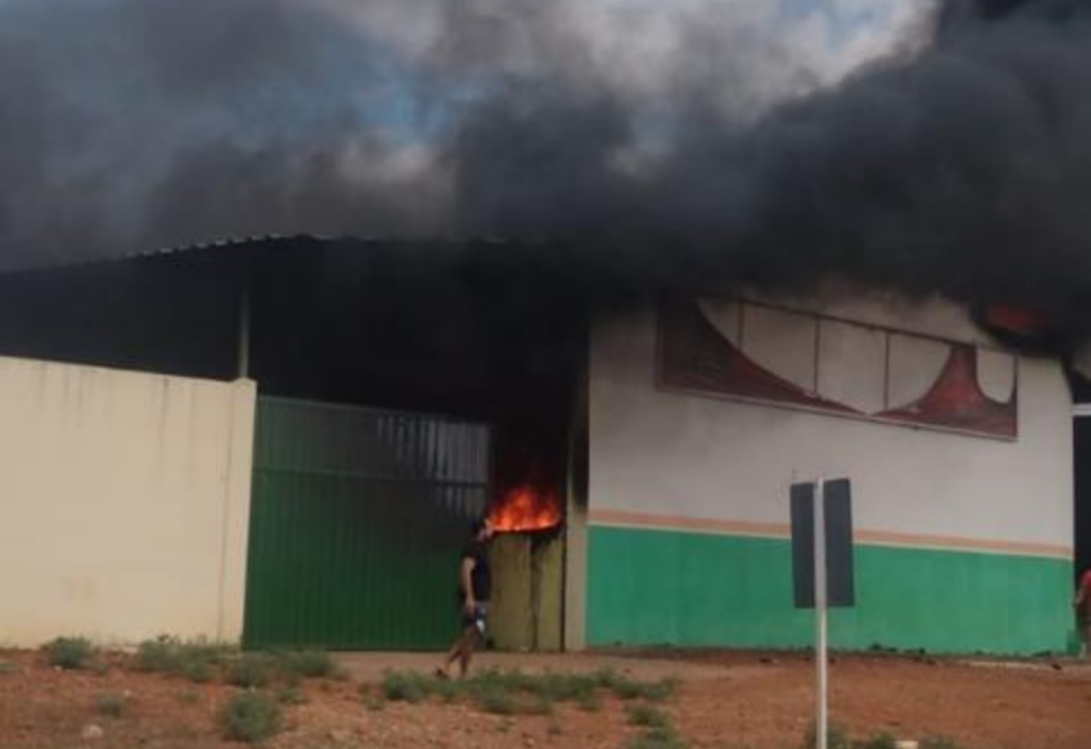 Livramento: Incêndio em Galpão de frutas é investigado pela polícia