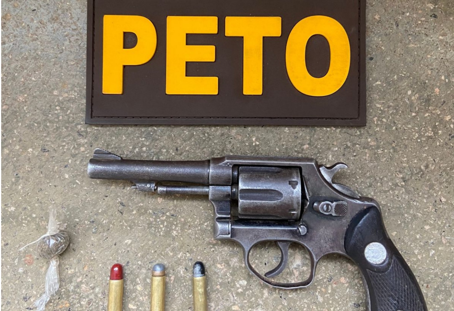 Brumado: Polícia Militar liberta adolescente de Cárcere Privado e cumpre mandado de prisão