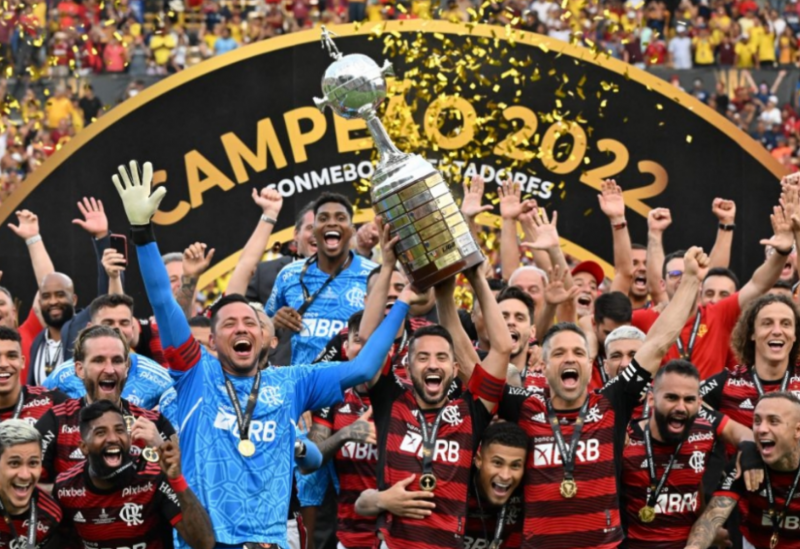 Gabigol decide e Flamengo conquista o tricampeonato da Libertadores