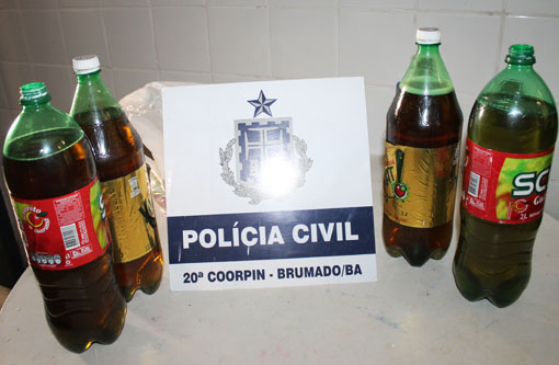 Brumado: Pinga em garrafas de refrigerante seria entregue aos presos