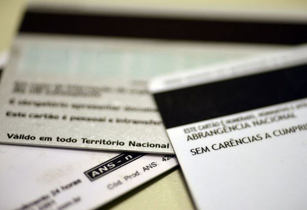 ANS suspende reajustes de planos de saúde por 120 dias