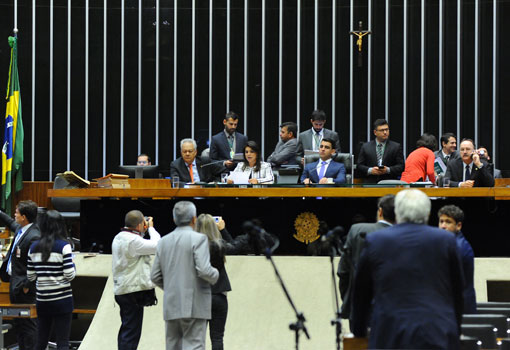 Michel Temer é notificado, e Plenário analisará denúncia contra o presidente da República nesta quarta (02)