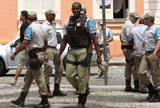 Governo paga R$ 5 milhões em prêmios para 6.363 policiais na Bahia
