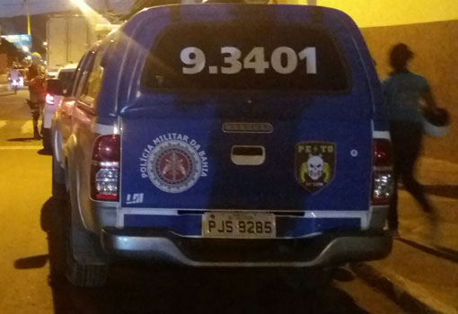 Brumado: dupla é encaminha à delegacia após ser flagrada com droga no Bairro São Félix 