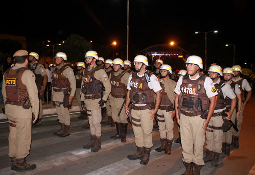 Polícia Militar garantiu a segurança do São Pedro no Bairro Olhos D' Água