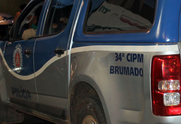 Brumado: homem é preso acusado de agressão física contra companheira no bairro do Mercado