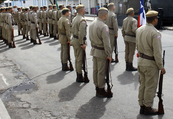 Governo da Bahia convocará 611 reservistas da PM e 54 novos investigadores da Polícia Civil