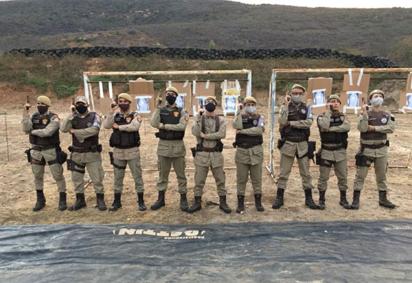 Policiais da 46ª CIPM participam de treinamento com pistolas Glock em Brumado