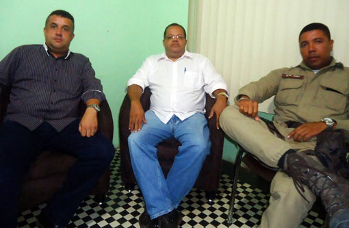 Barra da Estiva: Prefeito Dinho realiza reunião com Chefes da Segurança Pública do município