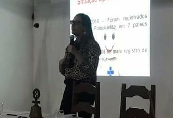 Palestra sobre a Poliomielite foi realizada na sede do Rotary Club de Brumado