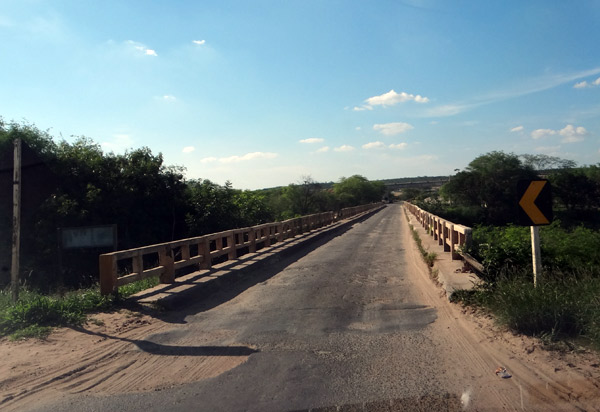 Após pedido do deputado Marquinho Viana, nova ponte sobre o Rio de Contas, em Sussuarana, será construída