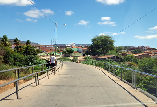 Prefeitura de Brumado faz tomada de preços para contratar empresa para ampliar ponte no Bairro Dr. Juracy