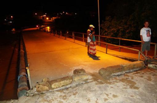 Boato de recém-nascido abandonado em ponte movimenta noite em Brumado