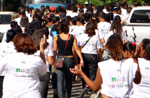 IBGE: População brasileira passa de 204 milhões