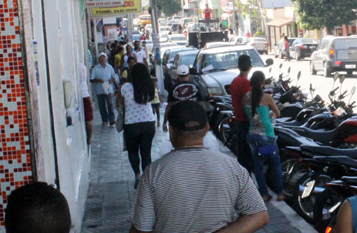 IBGE diz que Brasil já tem mais de 207 milhões de habitantes