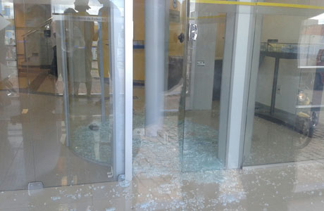 Barra da Estiva: Cerca de 15 homens assaltaram bancos