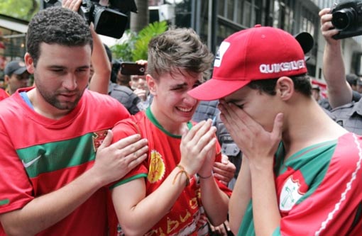 Torcedor obtém liminar na Justiça que mantém a Portuguesa na elite