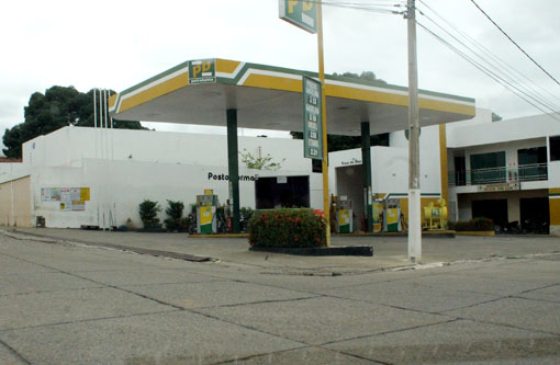 Brumado: Posto de Combustíveis no centro da cidade foi alvo de bandidos