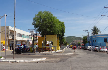 Brumado: CDL divulga Horários de funcionamento do comércio durante o mês de dezembro