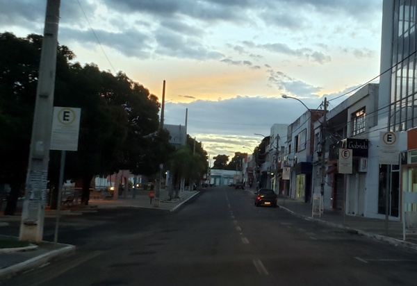 Brumado: Criminoso invade joalheria e rouba mais  de R$ 1 milhão em mercadoria