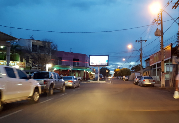 Coronavírus: Em novo decreto prefeitura de Brumado estabelece que bares, restaurantes e similares funcionem exclusivamente mediante serviços de entrega