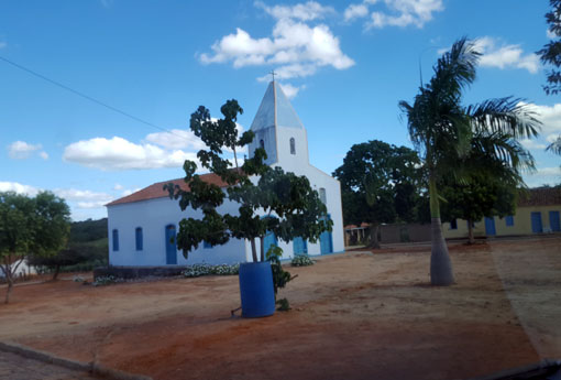 Brumado: vereadora Ilka Abreu solicita reforma de praça da Comunidade Arrecife