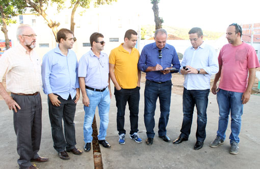 Brumado: Ordem de serviço para obras na Praça do Jurema foi assinada